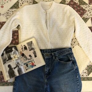 True vintage white cardigan